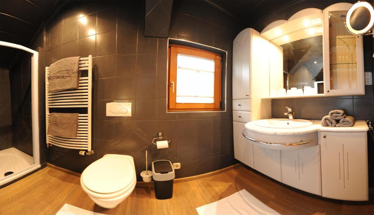 Chalet Gloria - Doppel- Und Mehrbettzimmer Fusch an der Glocknerstraße Exterior foto